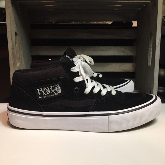 vans half cab size 8
